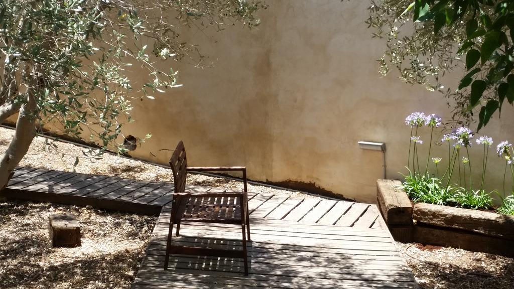 Smadar Inn Zikhron Ya'akov Exterior photo