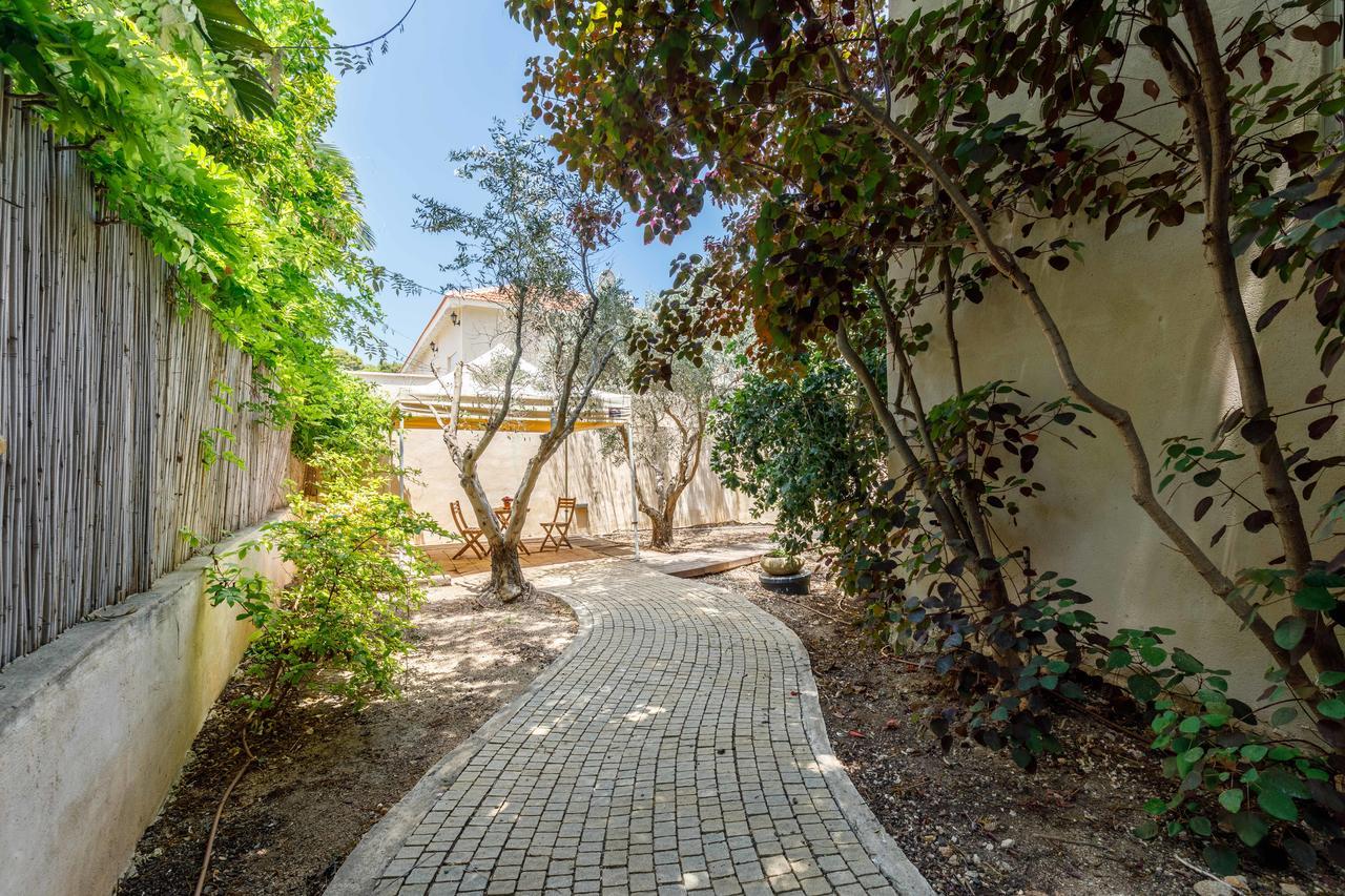 Smadar Inn Zikhron Ya'akov Exterior photo